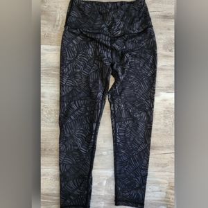 Sol and Maine women's medium leggings